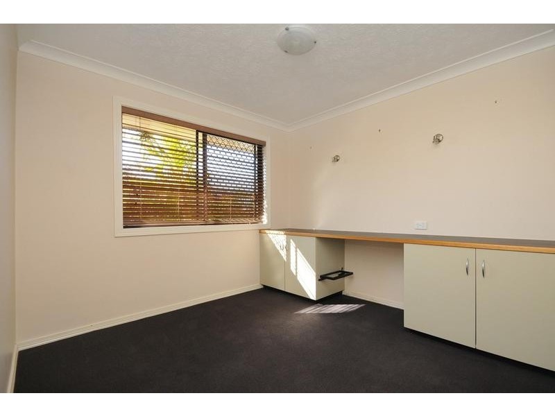 36 Agnes Street, Centenary Heights QLD 4350