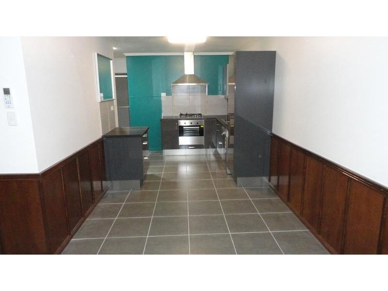 1/152 PERTH STREET, South Toowoomba QLD 4350