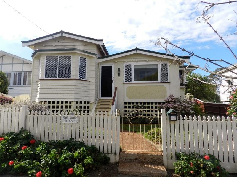 9 Vacy Street, Newtown QLD 4350