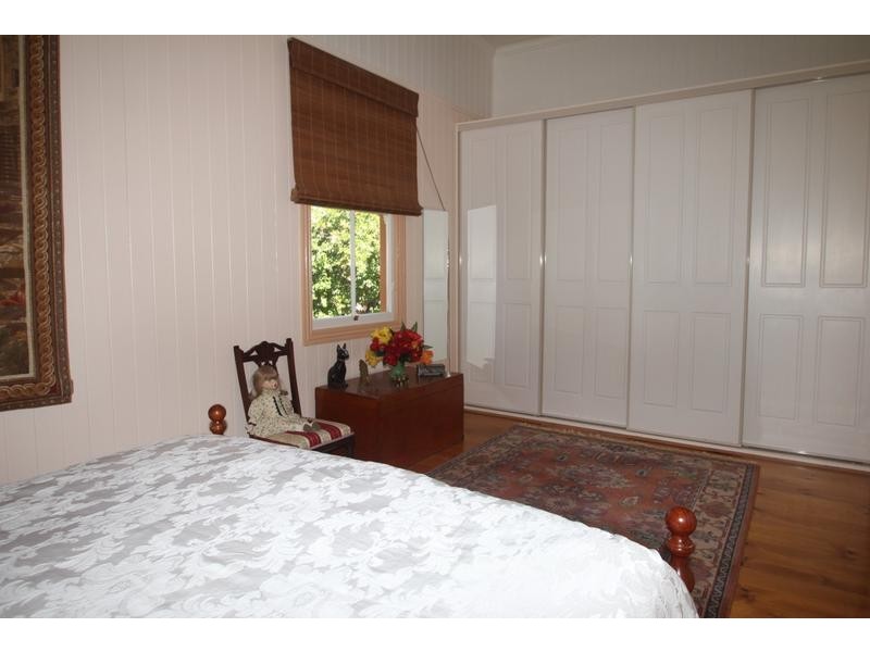 57 Gordon Avenue, Newtown QLD 4350