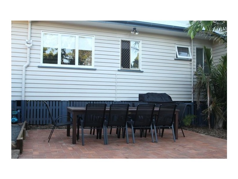 16 Ramsay Street, South Toowoomba QLD 4350