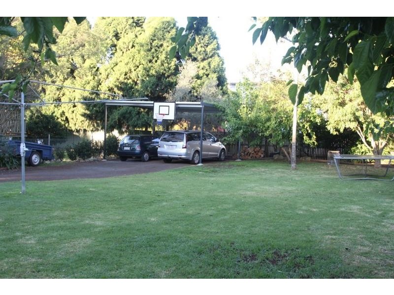 16 Ramsay Street, South Toowoomba QLD 4350