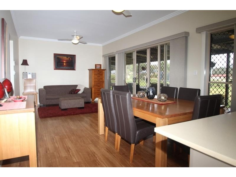 18 Fawn Grove Drive, Glenvale QLD 4350