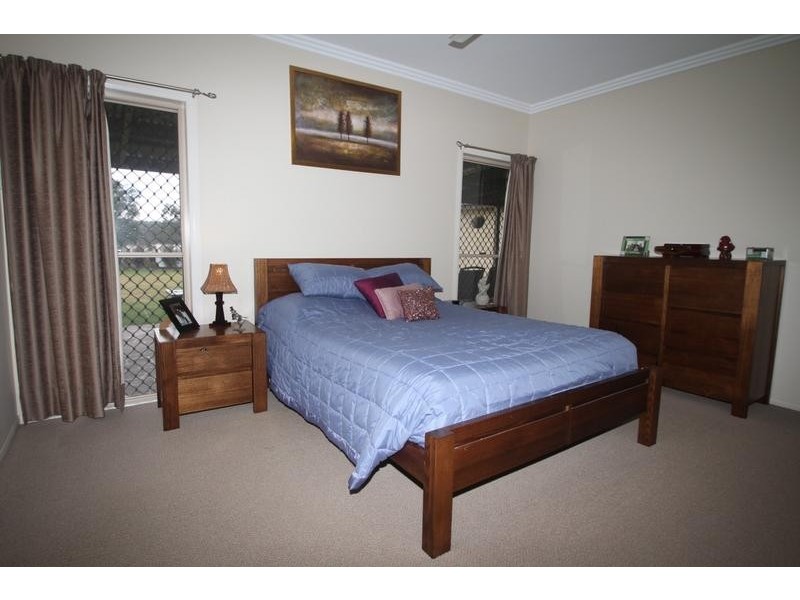 18 Fawn Grove Drive, Glenvale QLD 4350