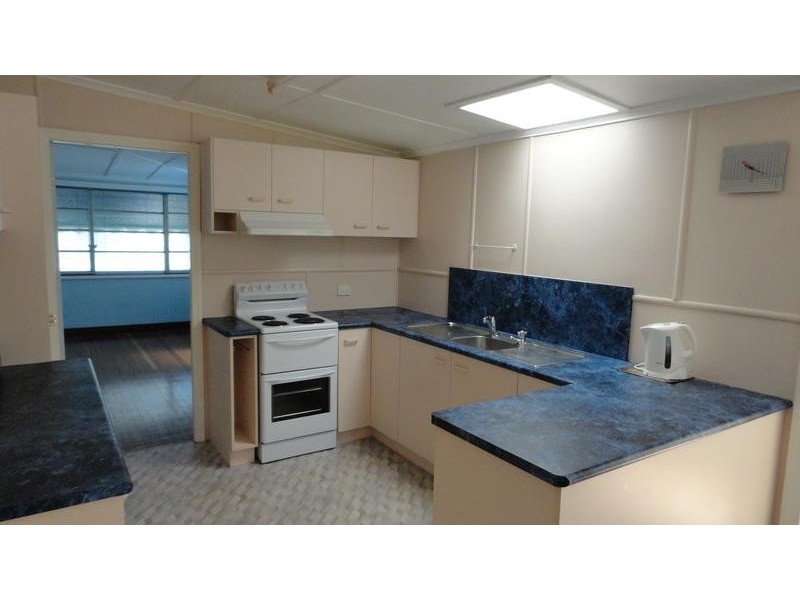 105 Stephen Street, Harristown QLD 4350