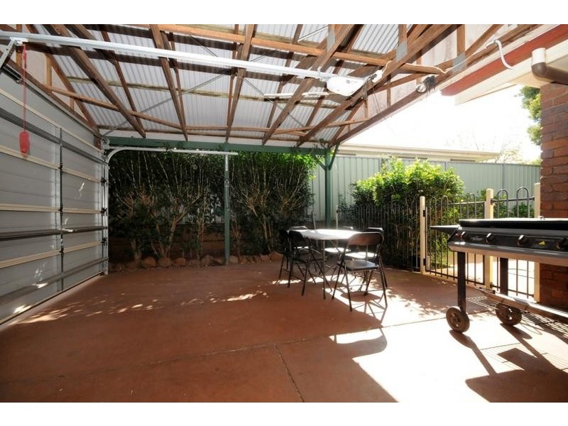 12 Evergreen Court, Glenvale QLD 4350