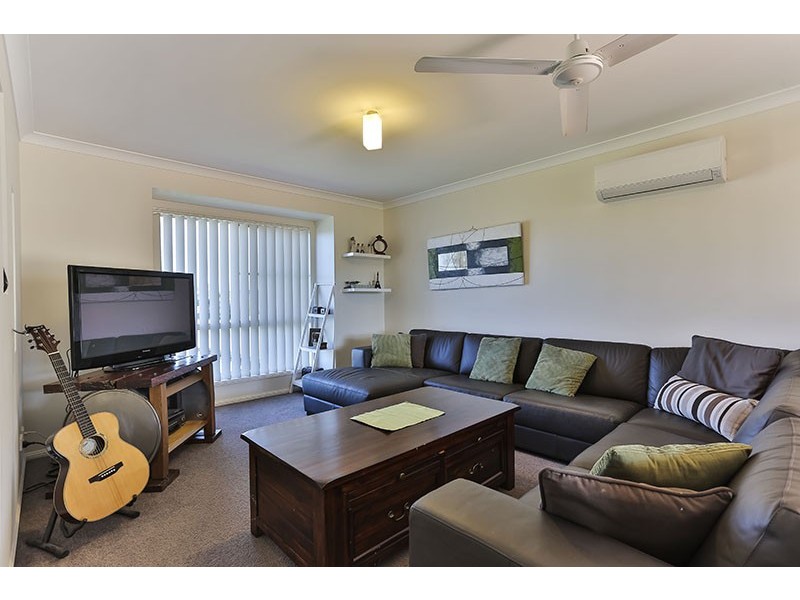 11 Kirralee Court, Westbrook QLD 4350