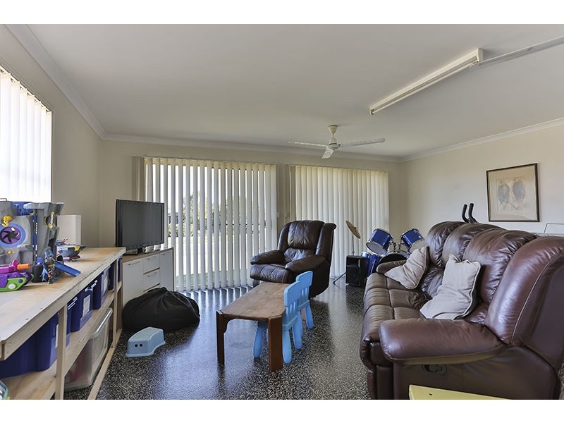 11 Kirralee Court, Westbrook QLD 4350