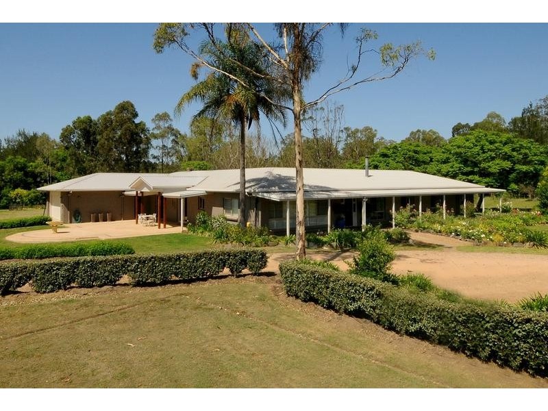 32 McCanns Road, Murphys Creek QLD 4352