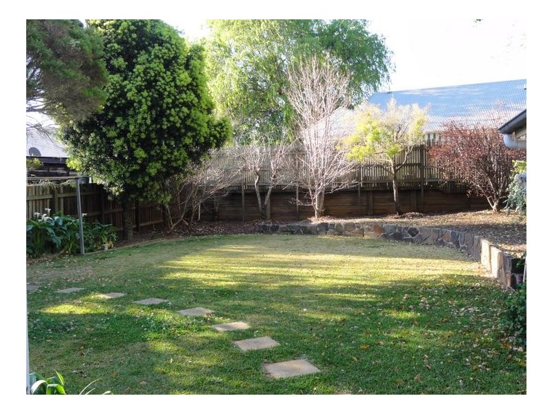 1 Warren Street, East Toowoomba QLD 4350