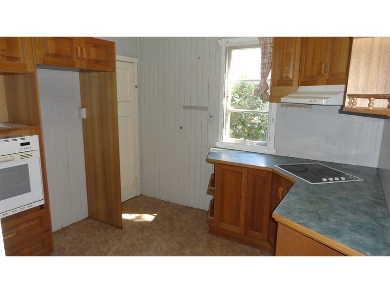 2 BOYCE COURT, East Toowoomba QLD 4350