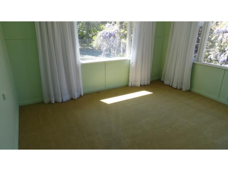2 BOYCE COURT, East Toowoomba QLD 4350