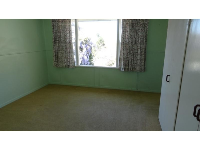 2 BOYCE COURT, East Toowoomba QLD 4350
