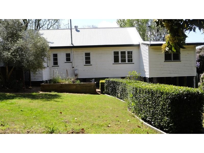 2 BOYCE COURT, East Toowoomba QLD 4350