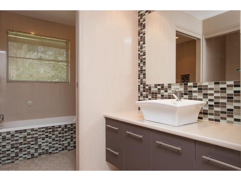 33-35 Prince Henry Drive, Prince Henry Heights QLD 4350