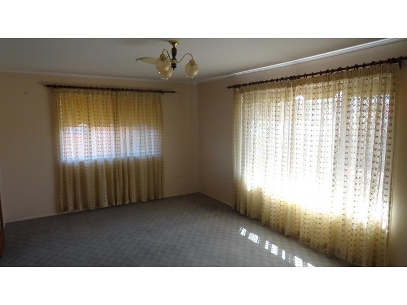 71 Rowbotham Street, Rangeville QLD 4350