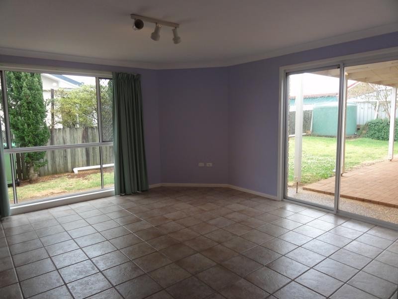 15 Blue Gum Drive, Newtown QLD 4350