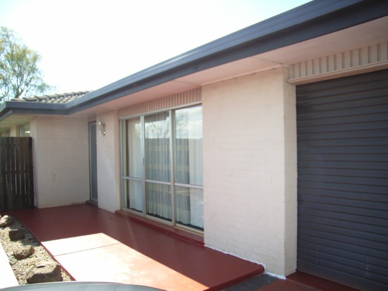 22 Spencer Street, Harristown QLD 4350