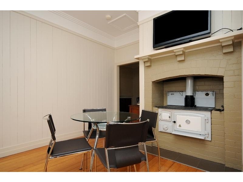 37 Drayton Road, Harristown QLD 4350