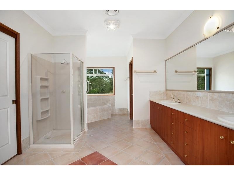 26 Dippel Street, Middle Ridge QLD 4350