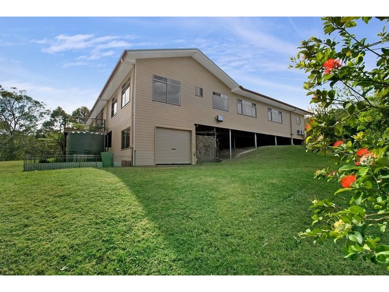 26 Dippel Street, Middle Ridge QLD 4350