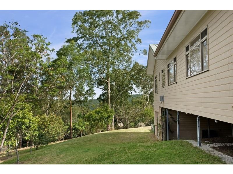 26 Dippel Street, Middle Ridge QLD 4350