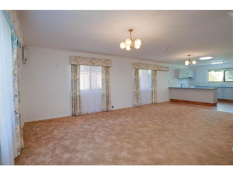 41 Seppelt Street, Wilsonton Heights QLD 4350