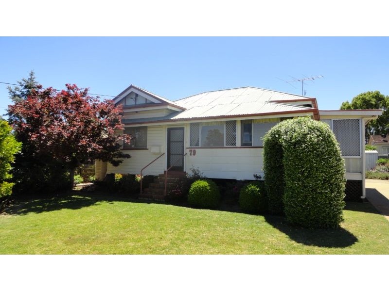 79 Hill Street, Newtown QLD 4350
