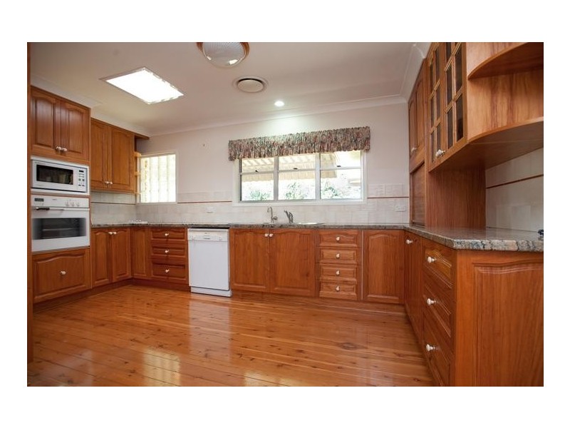 21 Leslie Street, Rangeville QLD 4350