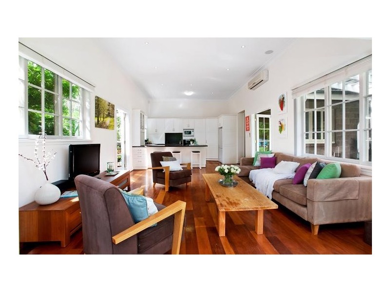 5 Bridge Street, Mount Lofty QLD 4350