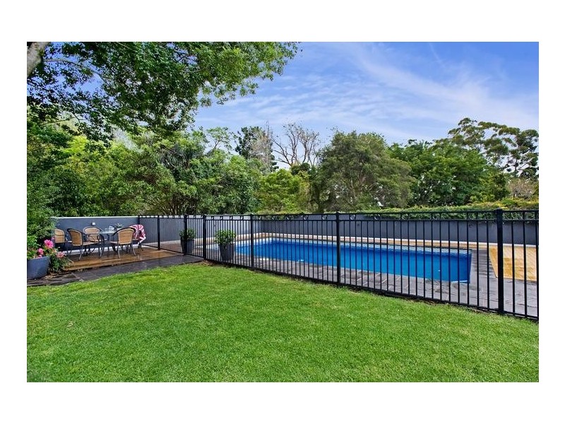 5 Bridge Street, Mount Lofty QLD 4350