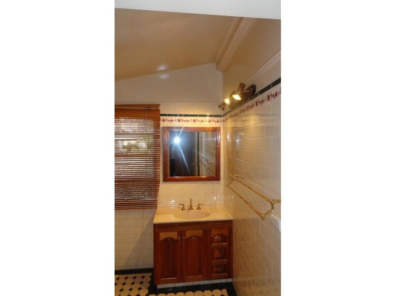 15 Horton Street, East Toowoomba QLD 4350