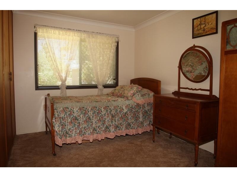 10 Bischof Street, Wilsonton Heights QLD 4350