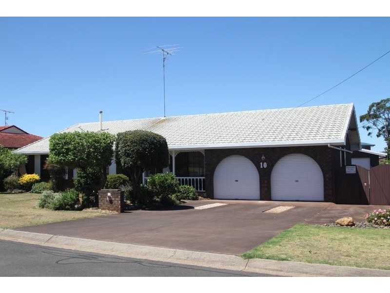 10 Bischof Street, Wilsonton Heights QLD 4350