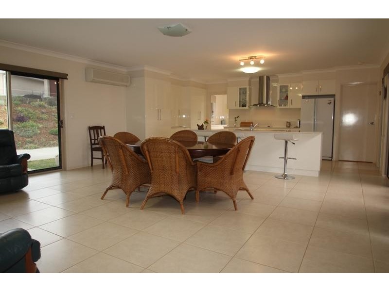 1 Ella Court, Cotswold Hills QLD 4350