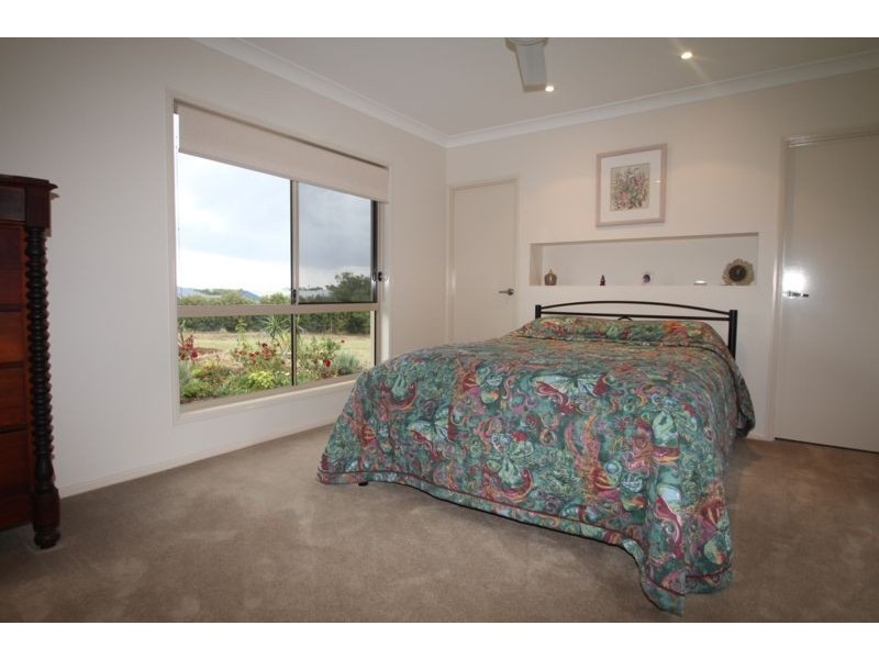 1 Ella Court, Cotswold Hills QLD 4350