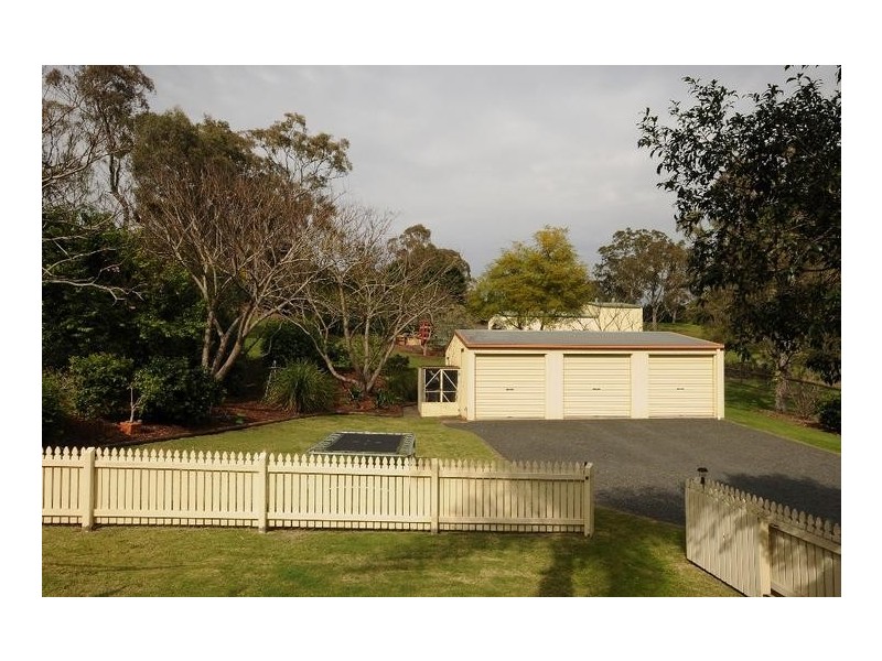 14 Ryans Drive, Cotswold Hills QLD 4350