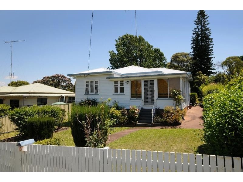 13 Mansford Street, North Toowoomba QLD 4350