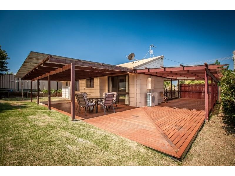 15 Port Street, Wilsonton Heights QLD 4350
