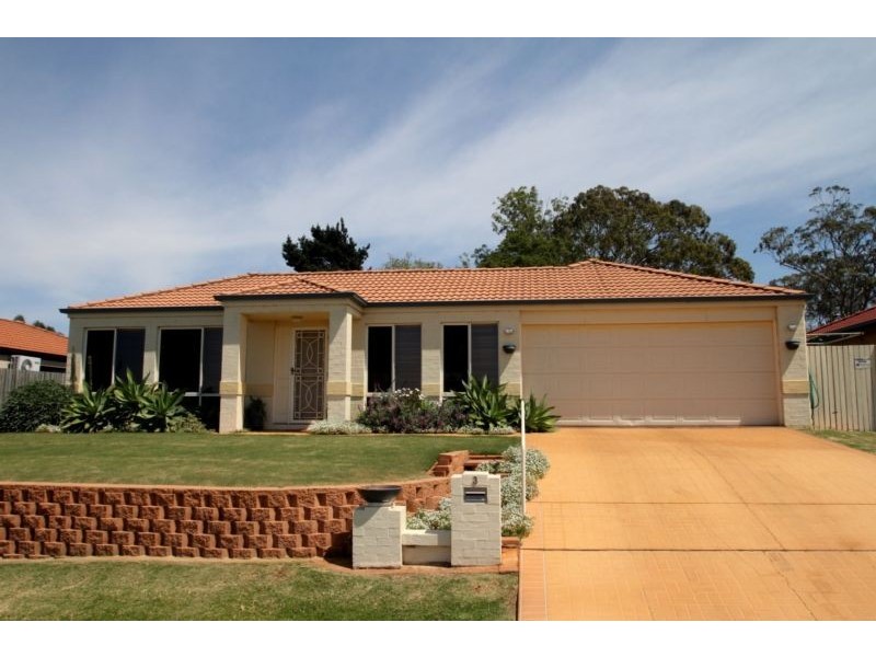 3 DUNCAN STREET, Wilsonton Heights QLD 4350