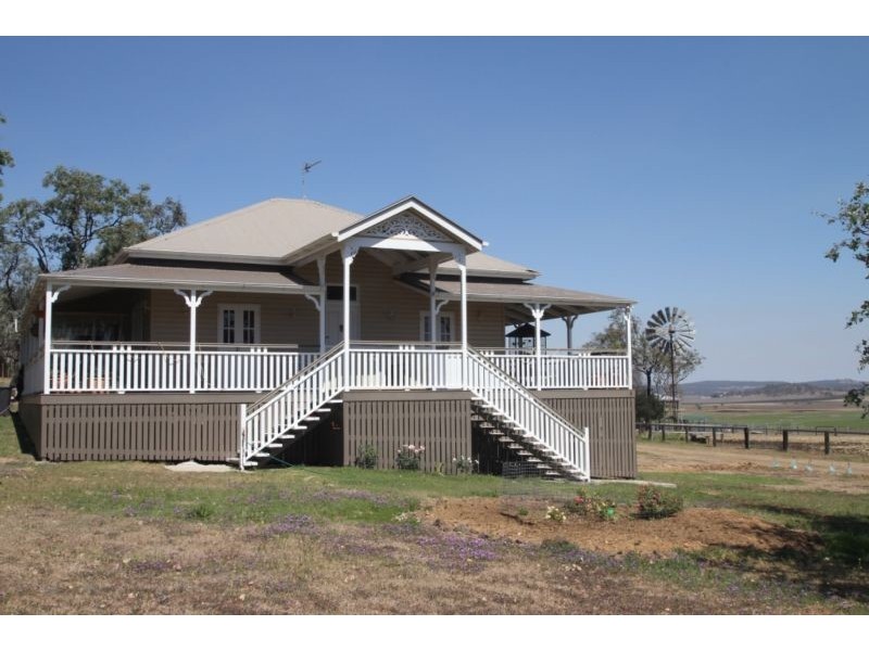 127 Greenup Road, Cambooya QLD 4358