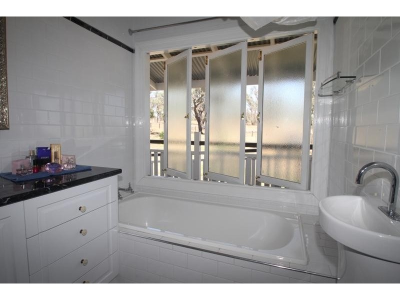 127 Greenup Road, Cambooya QLD 4358