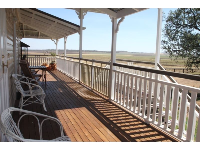 127 Greenup Road, Cambooya QLD 4358