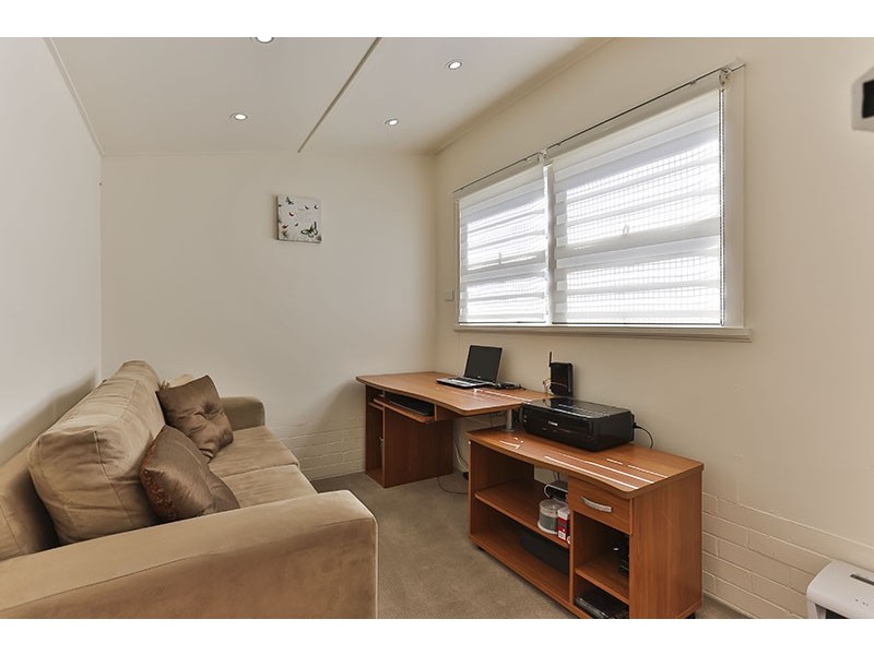 303 JAMES STREET, Newtown QLD 4350