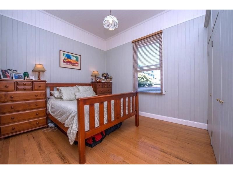 25 Phillip Street, East Toowoomba QLD 4350