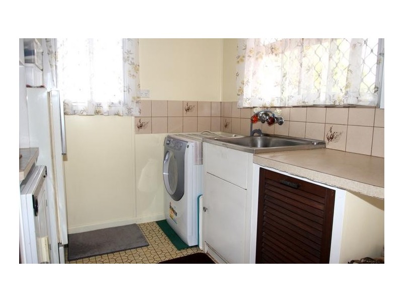 330 Alderley Street, Kearneys Spring QLD 4350