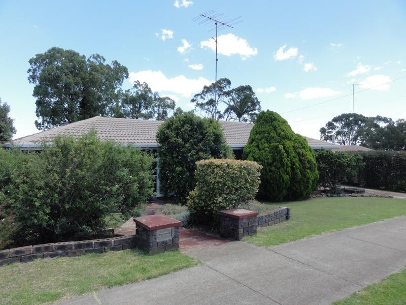 24 Blue Gum Drive, Newtown QLD 4350