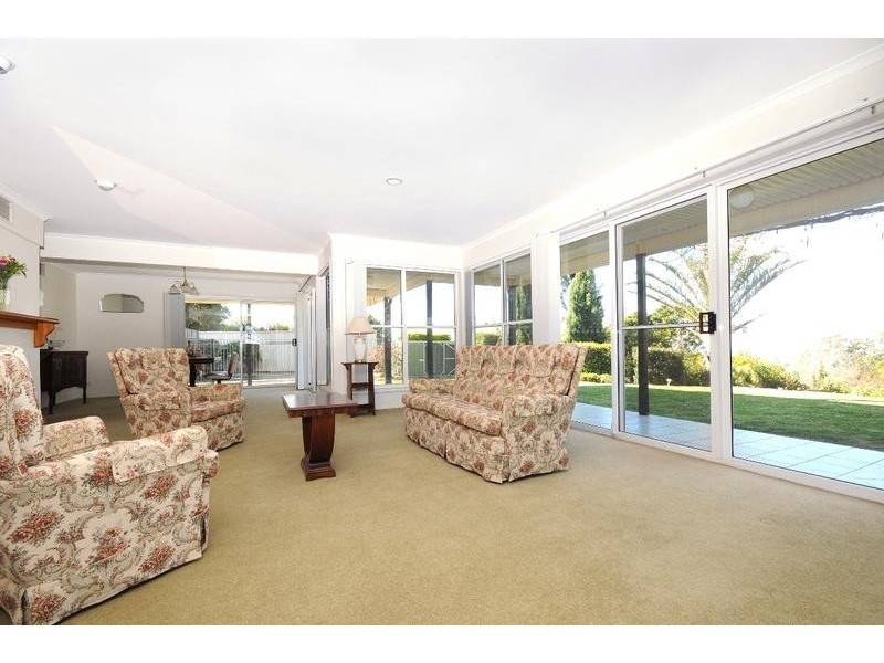4/46a Mackenzie Street, Mount Lofty QLD 4350