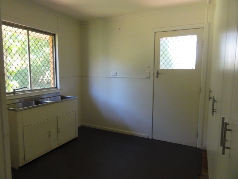 51 Crown, Rangeville QLD 4350