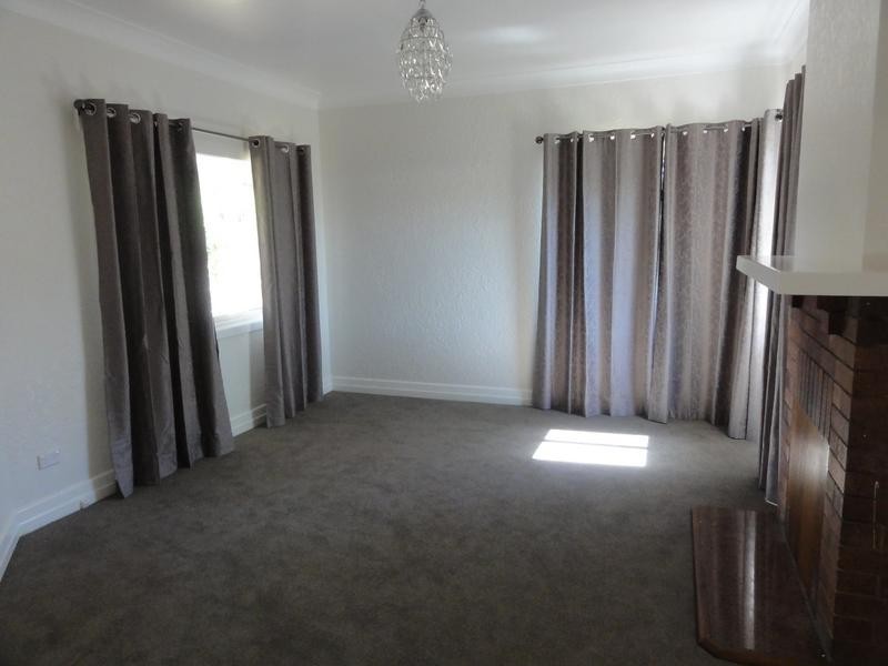 16 Crown, Rangeville QLD 4350